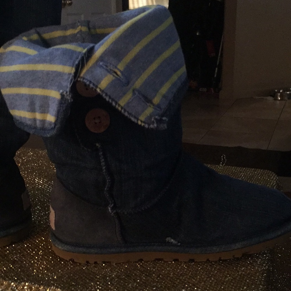 Ladies UGGS denim fold over - Picture 5 of 8